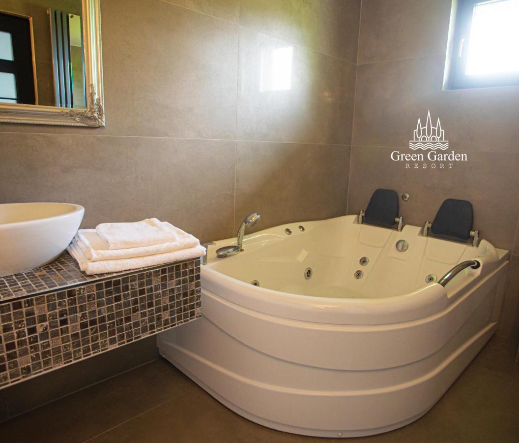 Green Garden Resort Cicirlau 外观 照片